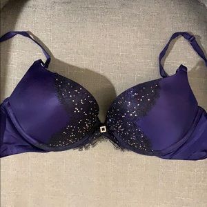 Victoria’s Secret Miraculous Plunge Bra